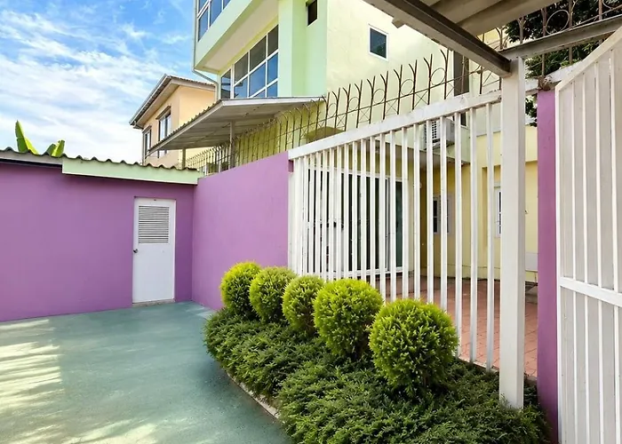 5br Waterfront House With Hot Tub For 10 Guests בית נופש *