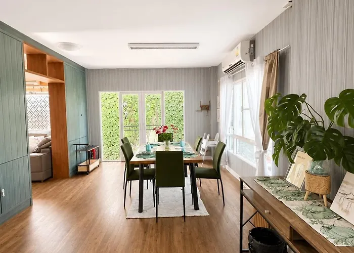 5br Waterfront House With Hot Tub For 10 Guests בית נופש